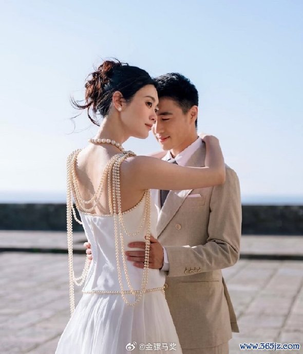 曝奚梦瑶婚典影相师140万一天 天价用度引热议